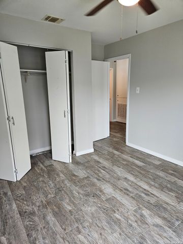 11750 Spring Life, San Antonio, TX 78249