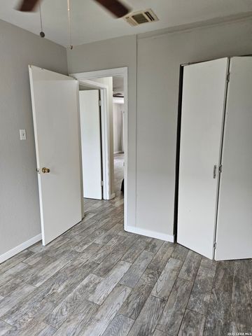 11750 Spring Life, San Antonio, TX 78249