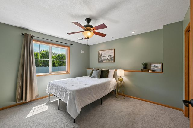 4675 Lark Court NE, Saint Michael, MN 55376