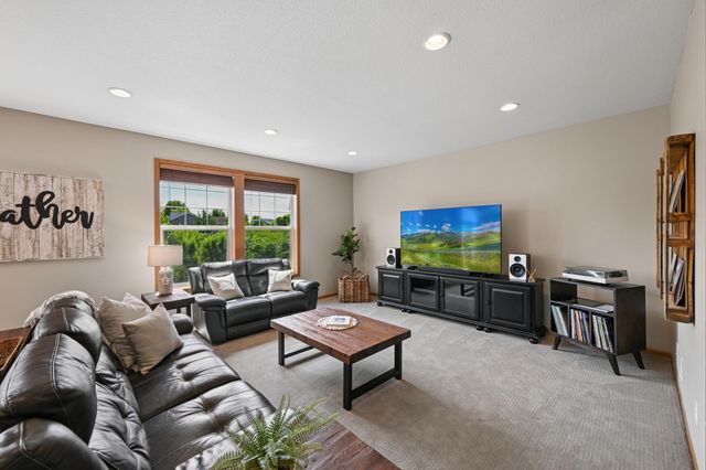4675 Lark Court NE, Saint Michael, MN 55376