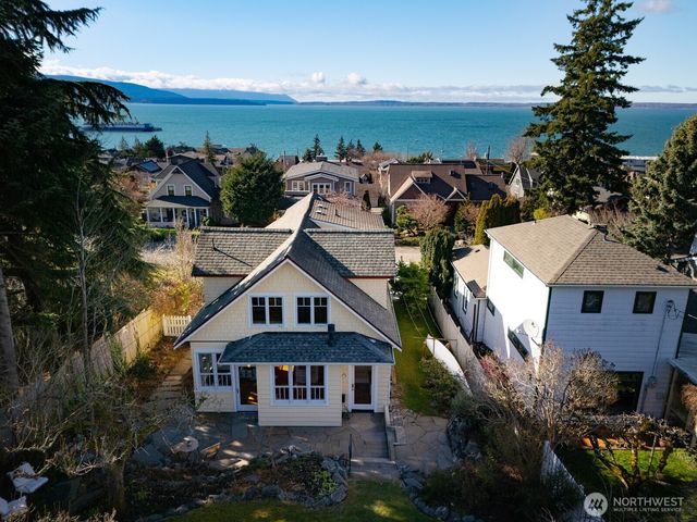 717 13th Street, Bellingham, WA 98225