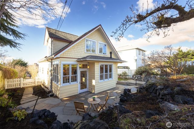 717 13th Street, Bellingham, WA 98225