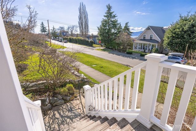 717 13th Street, Bellingham, WA 98225