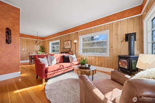 717 13th Street, Bellingham, WA 98225