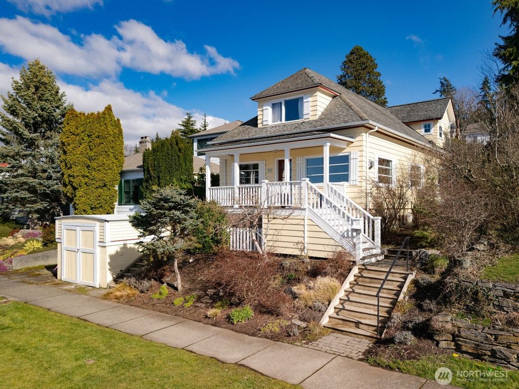 717 13th Street, Bellingham, WA 98225