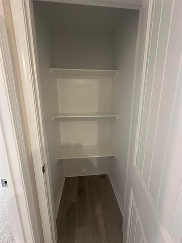 7048 Potomac Trail, Bauxite, AR 72011