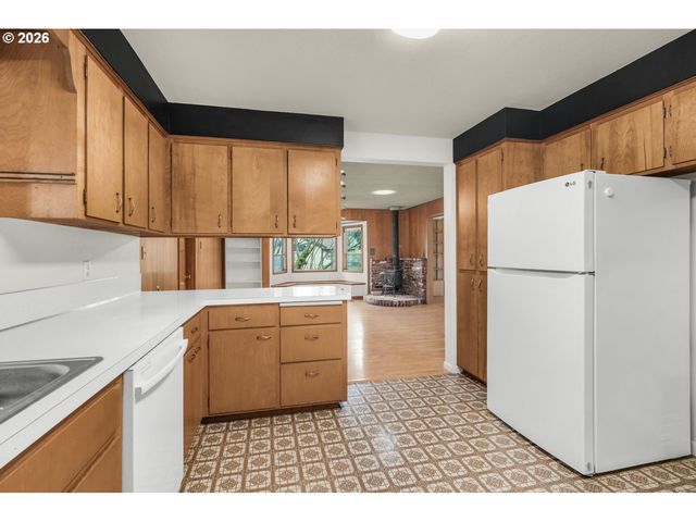 375 FIR KNOLL Ln, Salem, OR 97317