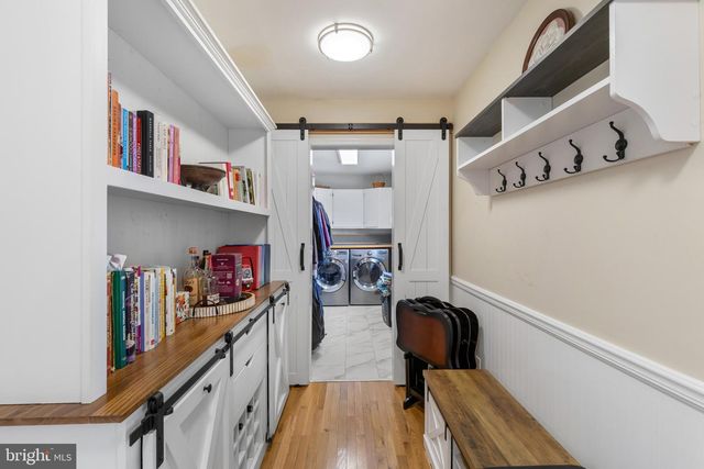 330 KINGSTON CIR, Sykesville, MD 21784