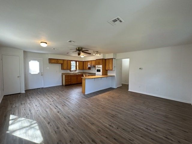 1045 Hcr 2124 Loop, Whitney, TX 76692