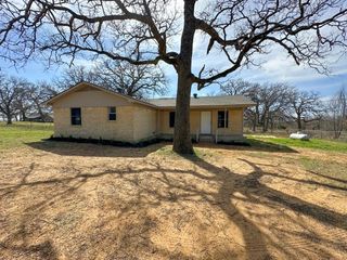 1045 Hcr 2124 Loop, Whitney, TX 76692