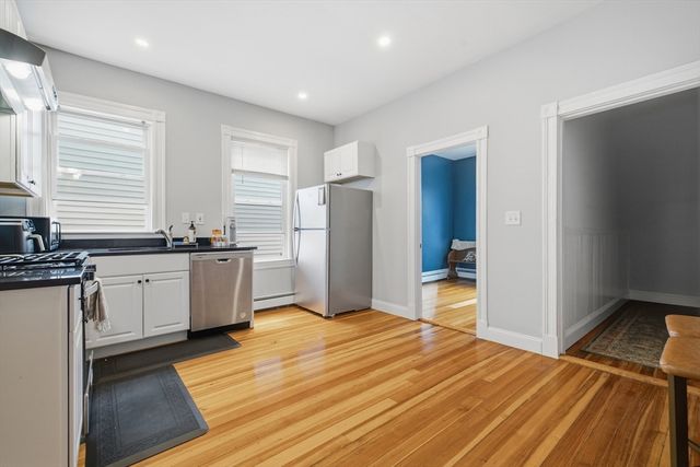 34 Sumner St 5, Revere, MA 02151