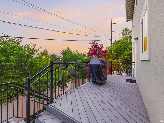807 HILLSDALE LN, Provo, UT 84606
