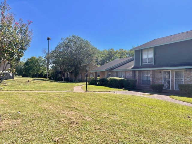 7913 Cook Road, Houston, TX 77072