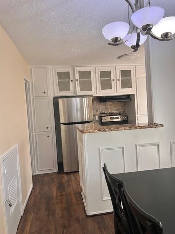 7913 Cook Road, Houston, TX 77072
