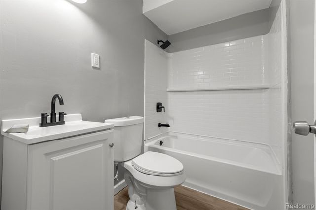 1808 Rose Avenue, Lincoln Park, MI 48146