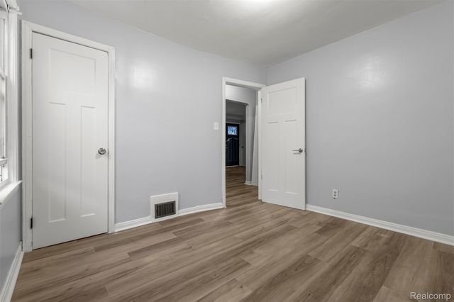 1808 Rose Avenue, Lincoln Park, MI 48146