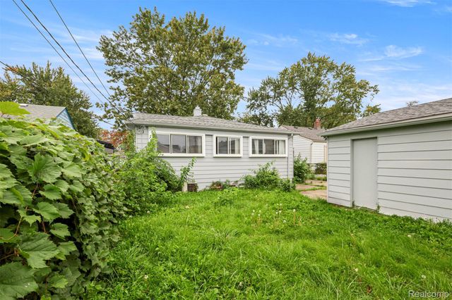 1808 Rose Avenue, Lincoln Park, MI 48146