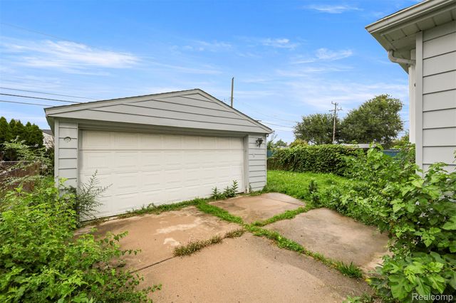 1808 Rose Avenue, Lincoln Park, MI 48146