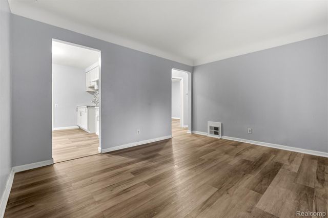 1808 Rose Avenue, Lincoln Park, MI 48146