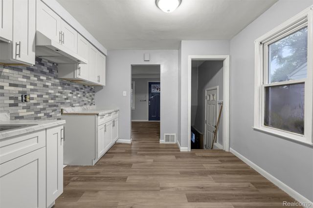 1808 Rose Avenue, Lincoln Park, MI 48146