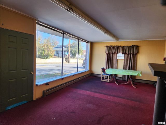 202 E WATER Street, Pinckneyville, IL 62274