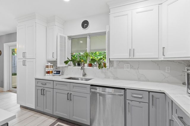 141 SE 8th Street, Pompano Beach, FL 33060