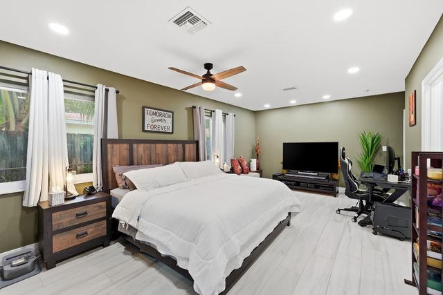 141 SE 8th Street, Pompano Beach, FL 33060