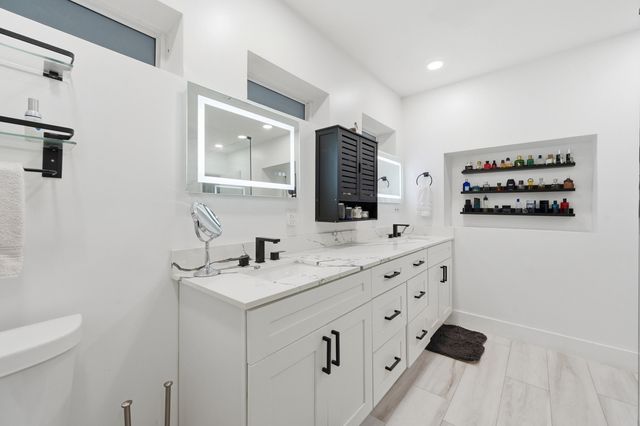 141 SE 8th Street, Pompano Beach, FL 33060