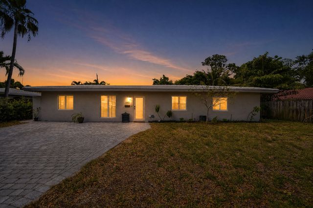 141 SE 8th Street, Pompano Beach, FL 33060