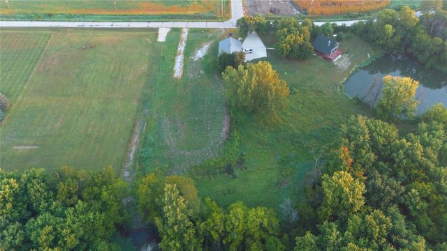 11094 NW Rowe Drive, Granger, IA 50109