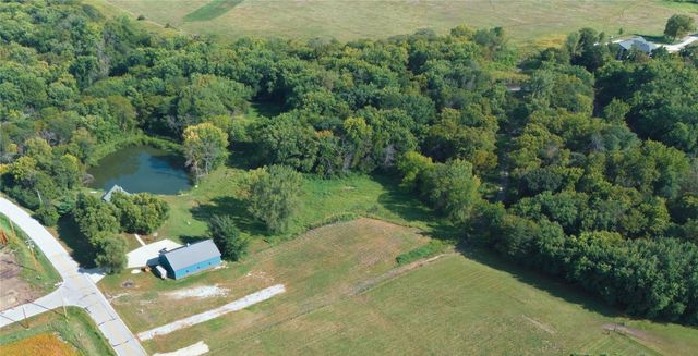 11094 NW Rowe Drive, Granger, IA 50109