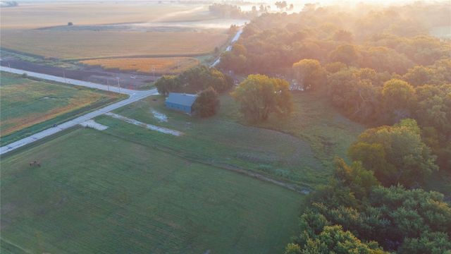 11094 NW Rowe Drive, Granger, IA 50109