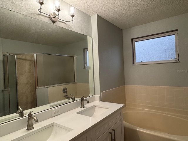 14938 DEER MEADOW DRIVE, Lutz, FL 33559