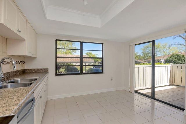 240 TADS TRAIL, Oldsmar, FL 34677