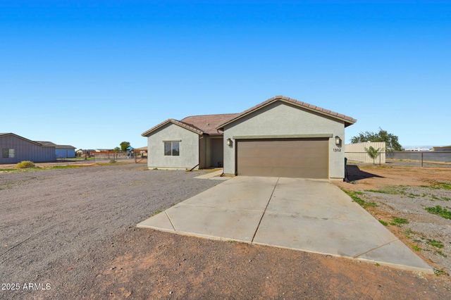 13112 E TOO BROKE Lane, Florence, AZ 85132