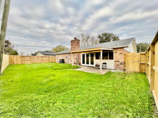 7334 La Granada Drive, Houston, TX 77083