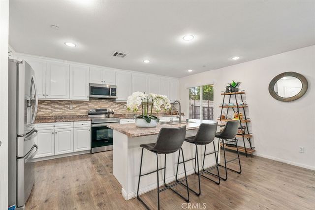 3480 Tallgrass Court, Perris, CA 92570