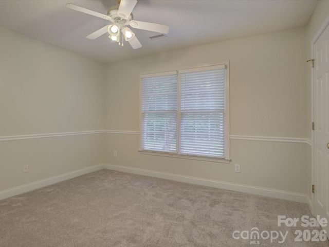 1527 Lavington Court, Gastonia, NC 28056