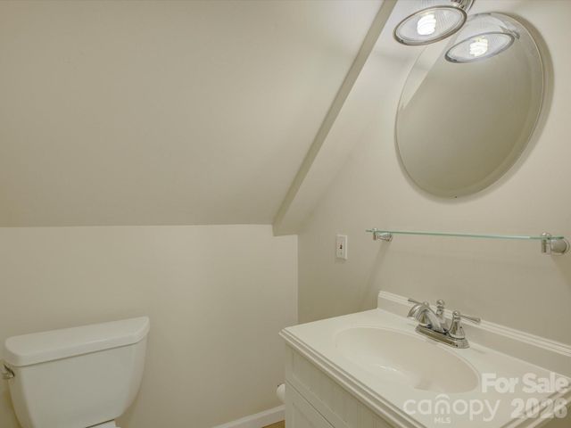 1527 Lavington Court, Gastonia, NC 28056