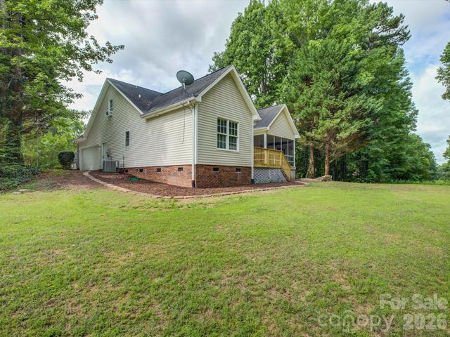1527 Lavington Court, Gastonia, NC 28056