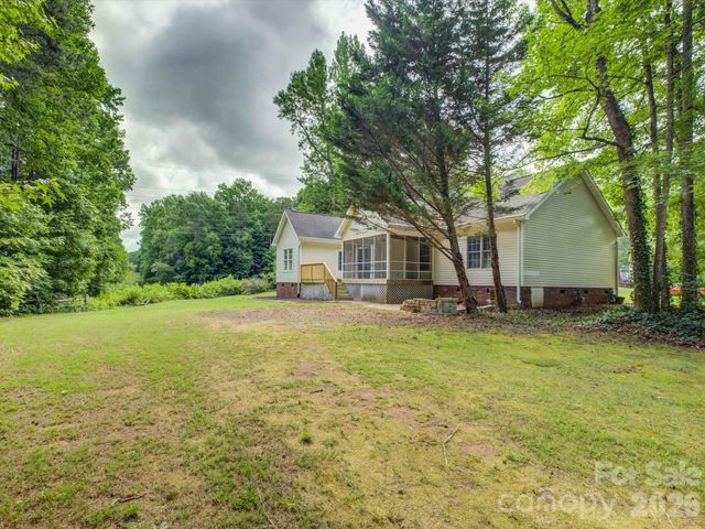 1527 Lavington Court, Gastonia, NC 28056
