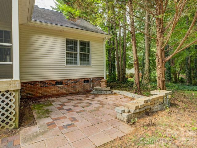 1527 Lavington Court, Gastonia, NC 28056