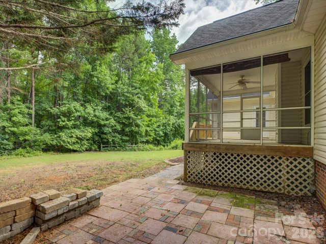 1527 Lavington Court, Gastonia, NC 28056