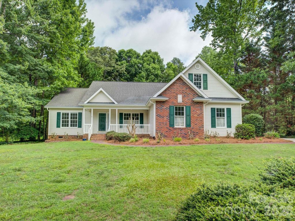 1527 Lavington Court, Gastonia, NC 28056