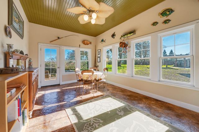 9144 Cherry Ave, Orangevale, CA 95662