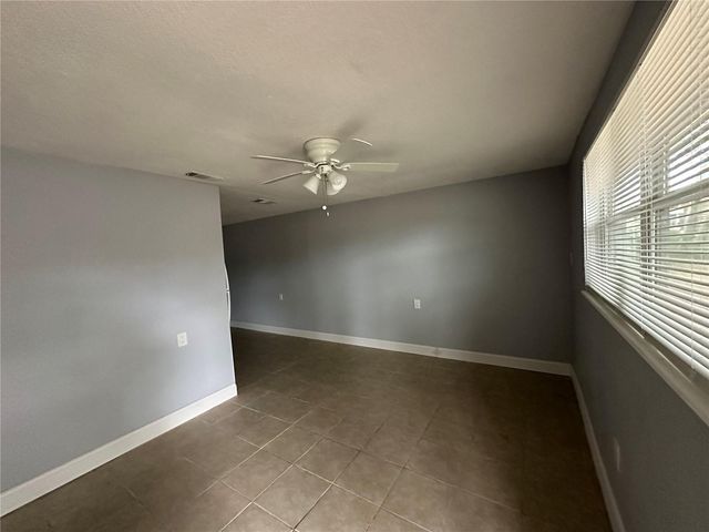 450 88TH AVENUE N, St Petersburg, FL 33702
