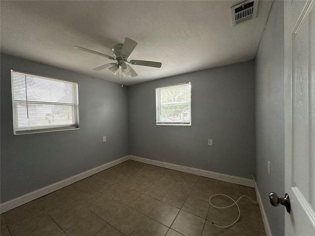 450 88TH AVENUE N, St Petersburg, FL 33702