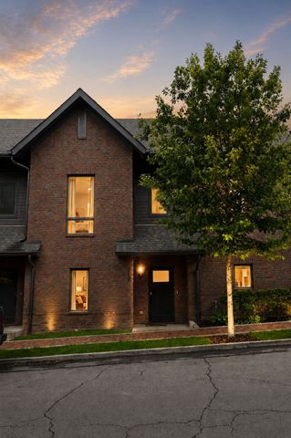 217 Taylor St, Nashville, TN 37208
