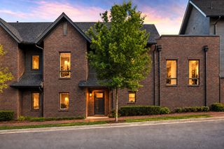 217 Taylor St, Nashville, TN 37208