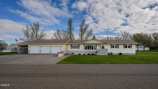 1140 Chestnut Drive, Washburn, ND 58577 property photo
